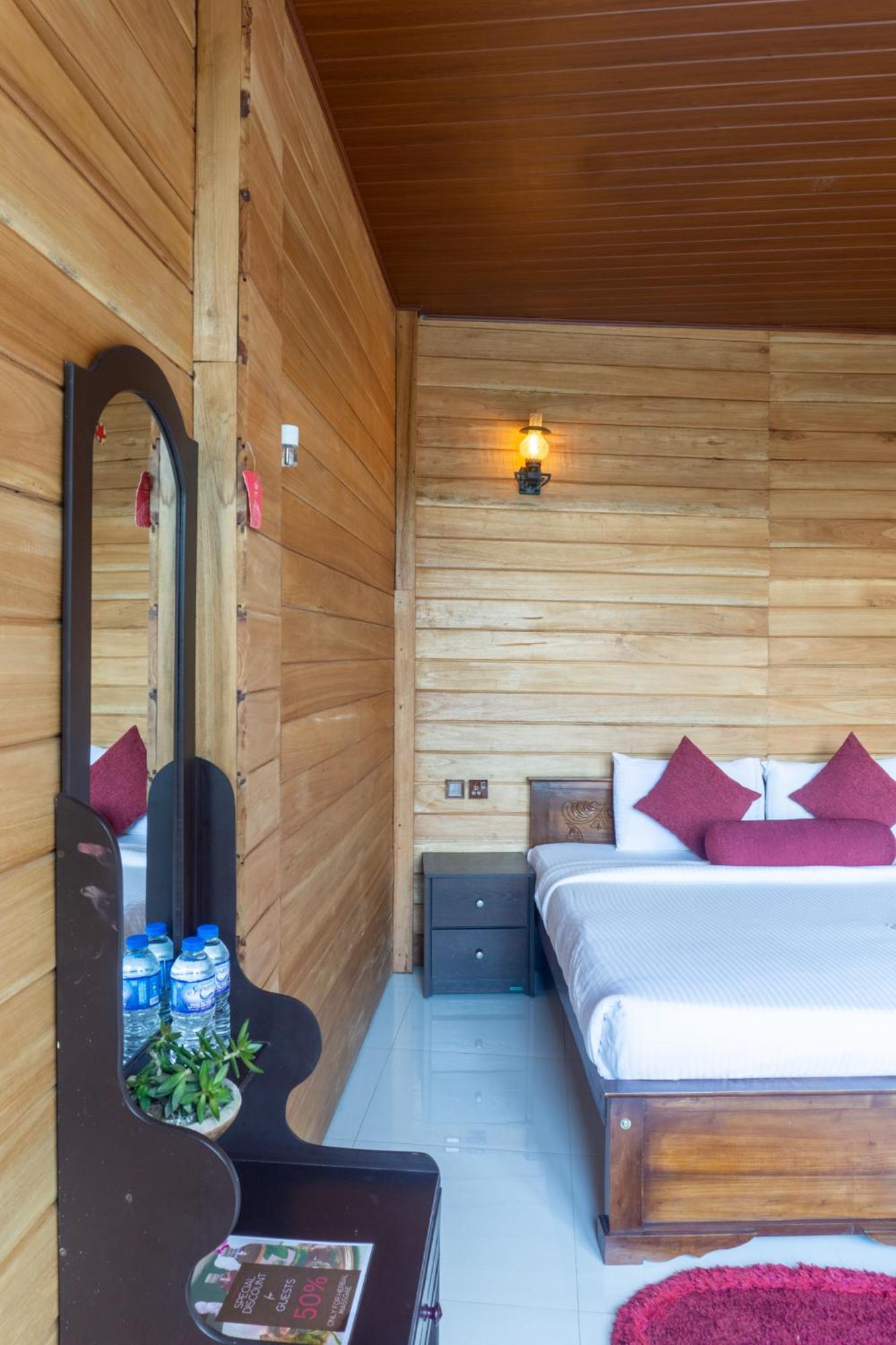 Refresh Inn Ела Екстериор снимка